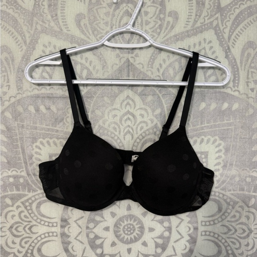 New $39 Victorias Secret Pink Dot Mesh Black Wear Everywhere Push Up Bra 38B